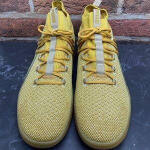 PUMA Clyde Court 'Title Run' Basketball Sneakers Yellow Knit Men’s Shoes